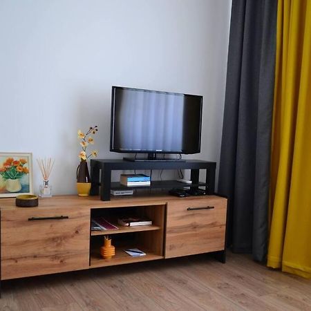 Modern City Center 2 Bedroom Apartment صوفيا المظهر الخارجي الصورة