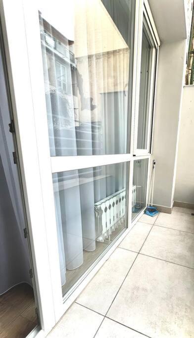 Modern City Center 2 Bedroom Apartment صوفيا المظهر الخارجي الصورة