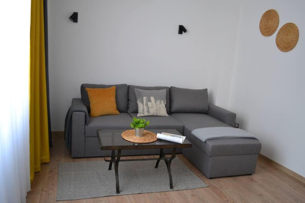 Modern City Center 2 Bedroom Apartment صوفيا المظهر الخارجي الصورة